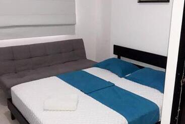 پانسیون Hostal Mar Y Tierra