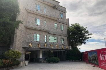 Royal Garden Motel Chiayi Branch