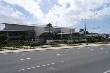 Broadbeach Travel Inn Apartments