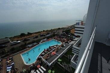 Cumberland Hotel   Oceana Collection
