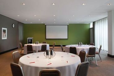 Adina Apartment Hotel Perth
