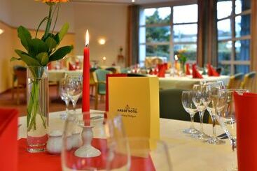 هتل Plaza Inn Leonberg