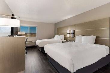 هتل Best Western Grants Inn