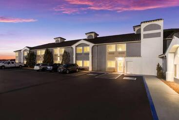 هتل Best Western Grants Inn
