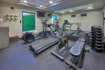 هتل City Express By Marriott Saltillo Norte