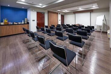 هتل City Express By Marriott Saltillo Norte