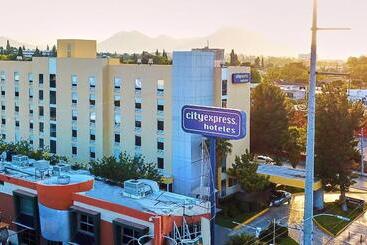 هتل City Express By Marriott Saltillo Norte