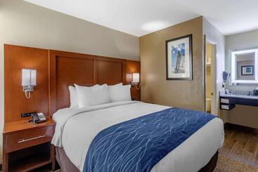 هتل Comfort Inn Nashville  Opryland Area