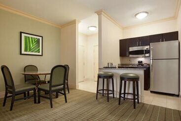 Doubletree By Hilton Hotel Dallas – Love Field
