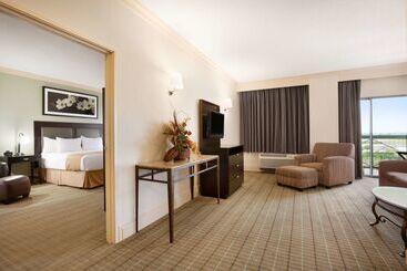 Doubletree By Hilton Hotel Dallas – Love Field