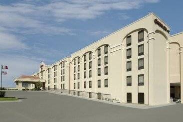 هتل Hampton By Hilton Chihuahua