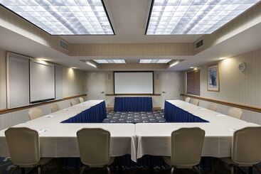 هتل Hampton Inn & Suites Myrtle Beach/oceanfront