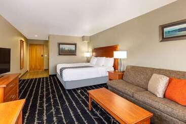 هتل La Quinta By Wyndham Vancouver