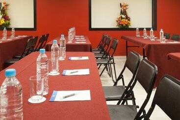 هتل NH Coatzacoalcos