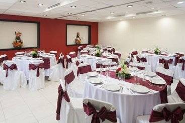 هتل NH Coatzacoalcos