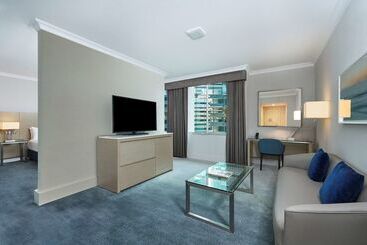 هتل Parmelia Hilton Perth