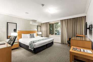 هتل Quality  Bayside Geelong