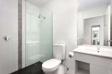 هتل Quality  Bayside Geelong