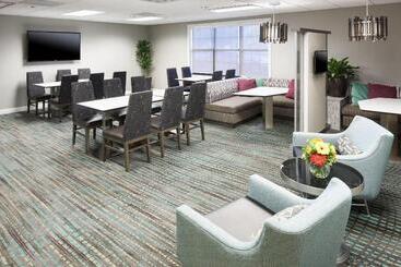 هتل Residence Inn Kansas City Overland Park