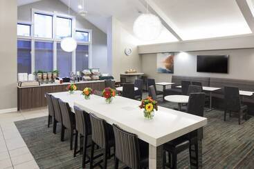 هتل Residence Inn Kansas City Overland Park