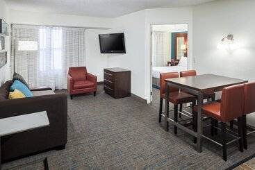 هتل Residence Inn Kansas City Overland Park