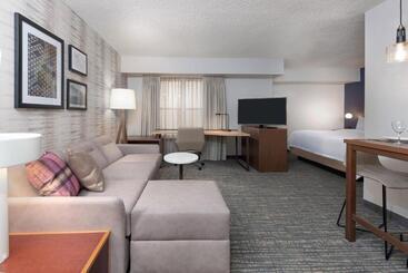 هتل Residence Inn Mobile