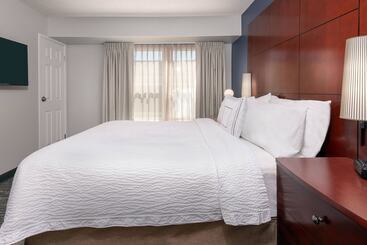 هتل Residence Inn Mobile