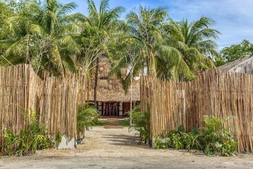 Отель Selina Tulum