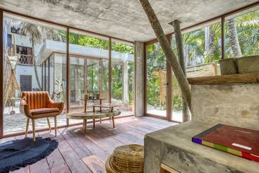 Отель Selina Tulum