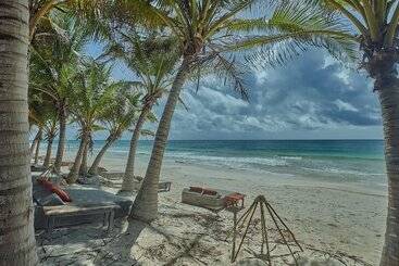 Отель Selina Tulum