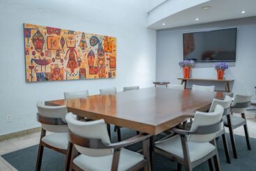 هتل Suites México Plaza León Campestre