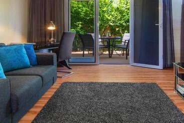 هتل The Peninsula Riverside Serviced Apartments