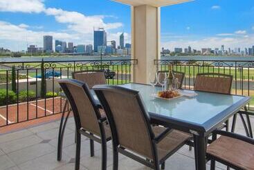 هتل The Peninsula Riverside Serviced Apartments