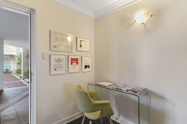 هتل The Peninsula Riverside Serviced Apartments