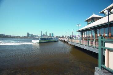 هتل The Peninsula Riverside Serviced Apartments