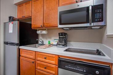 هتل Towneplace Suites Knoxville Cedar Bluff