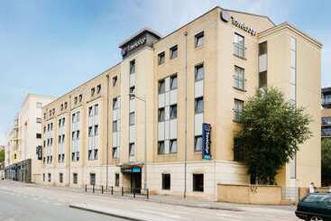 هتل Travelodge Bristol Central