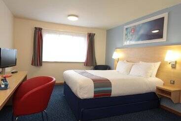 هتل Travelodge Bristol Central