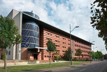 هتل Tryp By Wyndham Halle