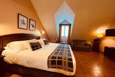 Hospedium Hotel Los Lanceros