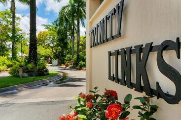 Trinity Links Resort