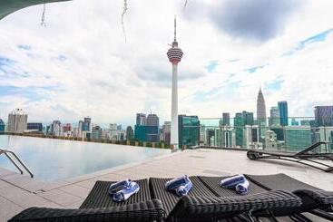 هتل Ceylonz Seasonal Suites