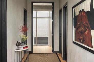 هتل Fitzroy By Luminous