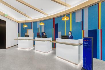 هتل Holiday Inn Express Dali Xiaguan, An Ihg
