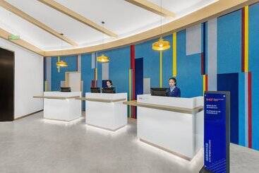 هتل Holiday Inn Express Dali Xiaguan, An Ihg