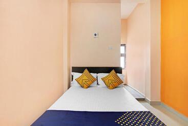 هتل Spot On 61415 Sitara Grand Lodge