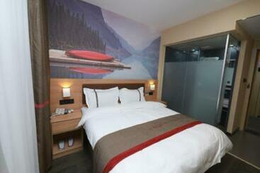Thank Inn Chain Hotel Shijiazhuang Zhengding County Government Longxing Temple