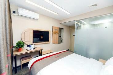 Thank Inn Chain Hotel Shijiazhuang Zhengding County Government Longxing Temple