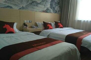 Jun Hotels Anyang Beiguan District Railway Station