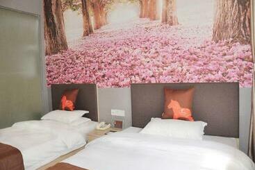 Jun Hotels Jinzhong Yuci District Railway Station